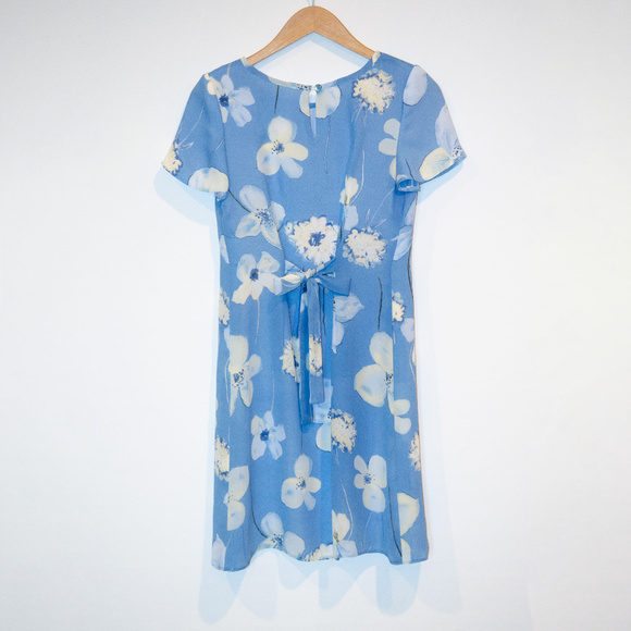 Vintage floral shift dress with tie back - Picture 2 of 3